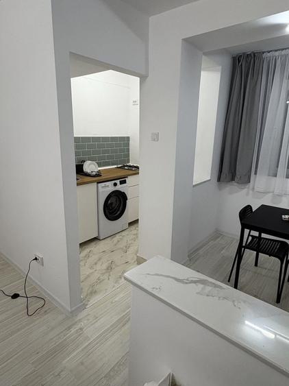 Garsonieră decomandată în Craiovei