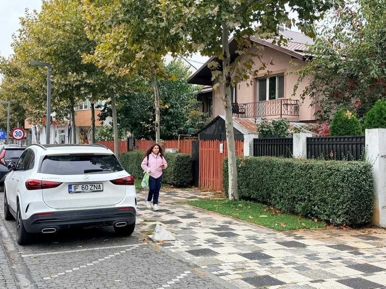 Casă cu 4 camere cu Teren 300 Mp în Exterior Vest