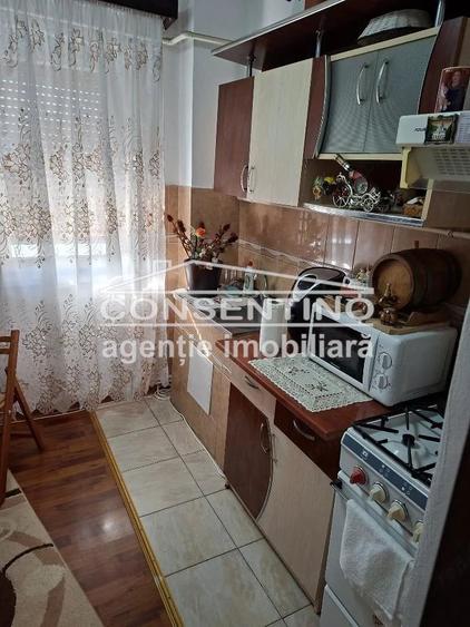 2 camere , mobilat si utilat , liber, Unirii Sud , centrala proprie, AC - 3