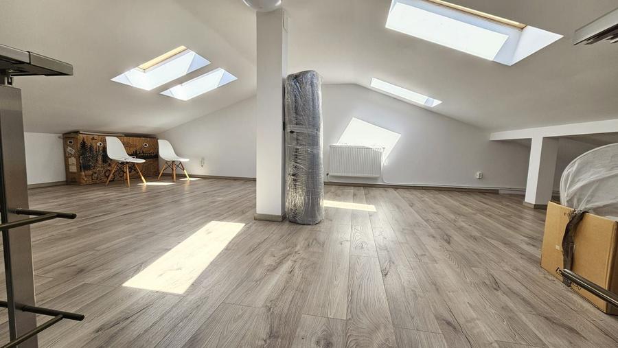 Duplex cu 4 camere cu Canalizare în Borhanci
