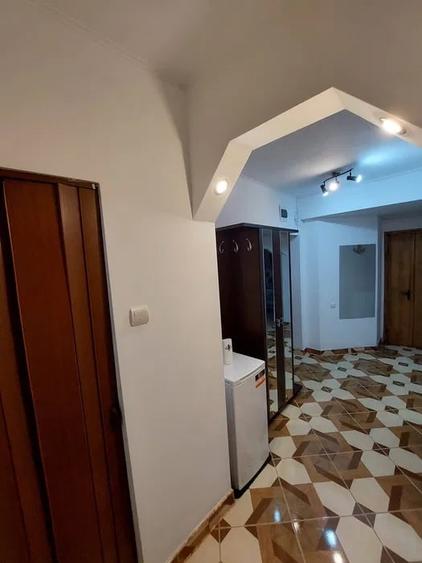Apartament cu 2 camere decomandat, mobilat în Mărăști