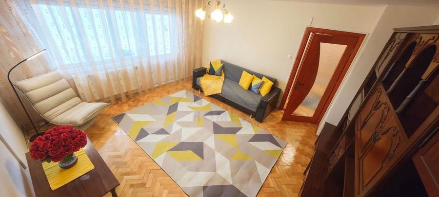 Apartament cu 2 camere decomandat, mobilat în Steaua