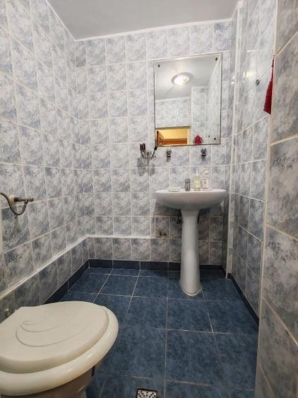 Apartament cu 4 camere semidecomandat, mobilat în Brâncoveanu