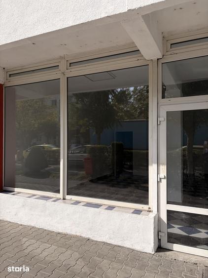 Spațiu comercial, de 45 mp, în Central