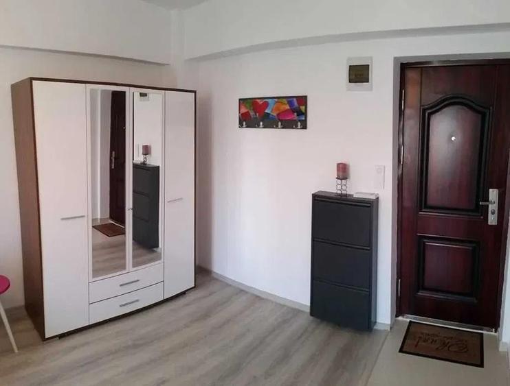 Garsonieră semidecomandată, mobilată în Centru Civic