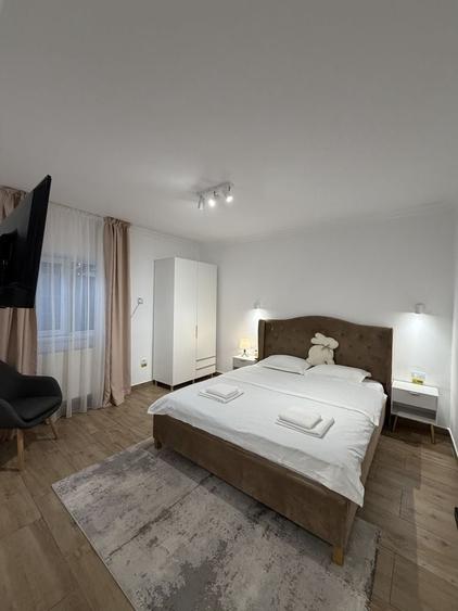 Casă cu 3 camere cu Teren 200 Mp în Faleza Nord