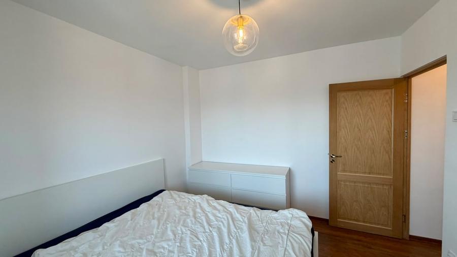 Apartament cu 2 camere semidecomandat, mobilat în Turda