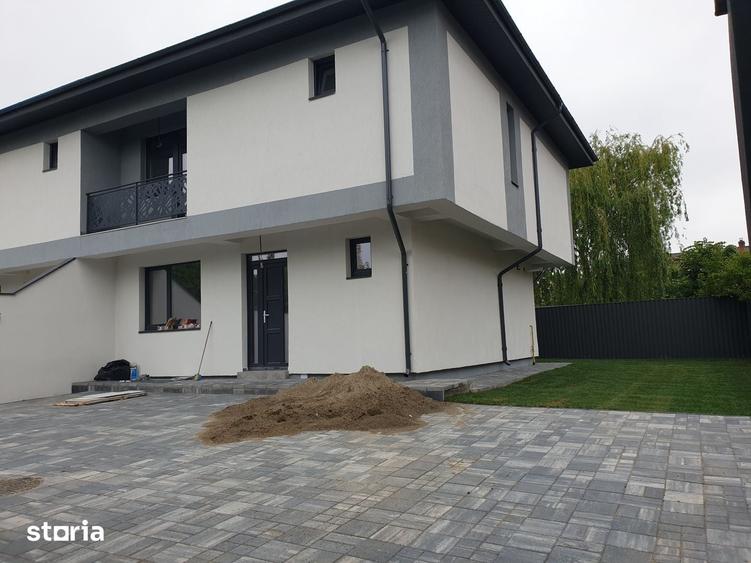 Casă cu 4 camere cu Teren 300 Mp în Miroslava