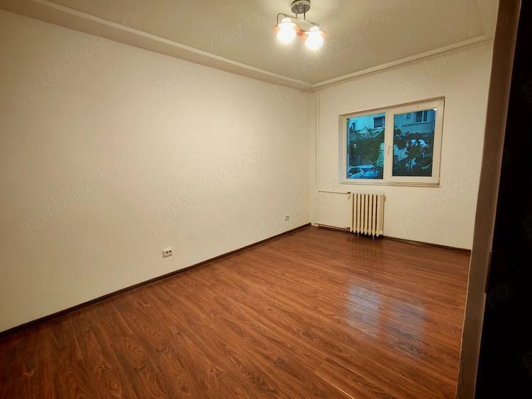 Apartament cu 2 camere semidecomandat, mobilat în Soarelui