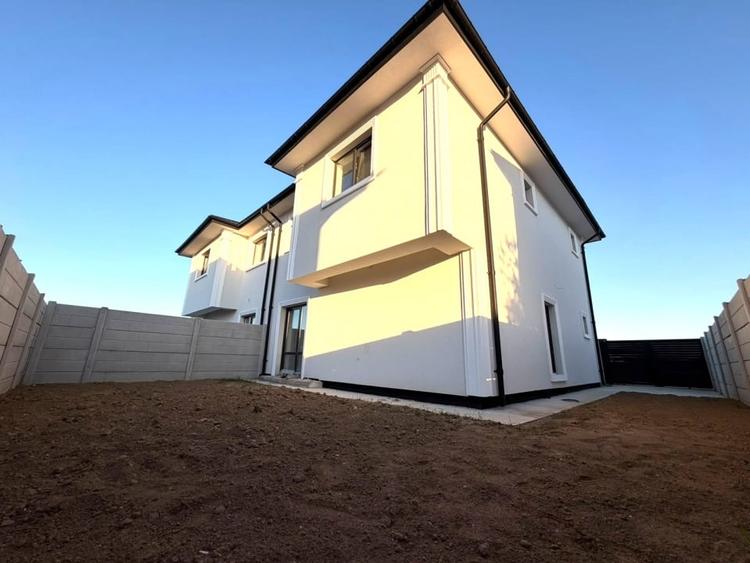 Duplex cu 4 camere cu Canalizare în Bragadiru