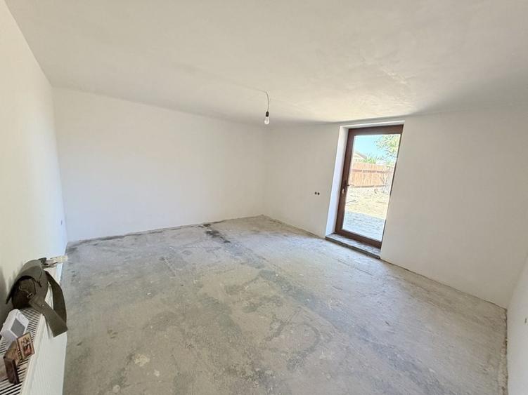 Casă cu 2 camere în Central