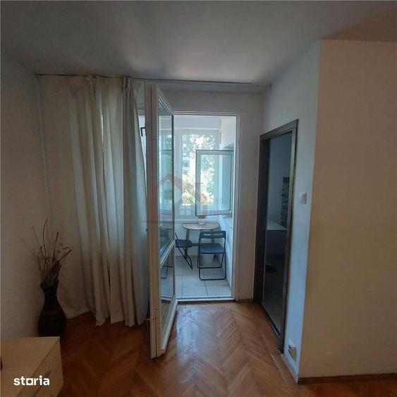 Garsonieră semidecomandată în Costin Georgian