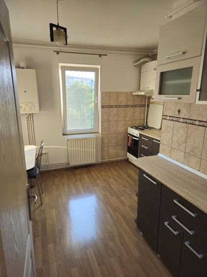 Apartament cu 2 camere decomandat în Tudor