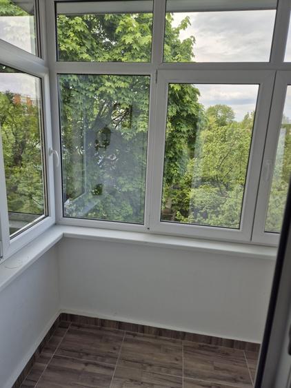 Apartament cu 2 camere semidecomandat în Podu Roș