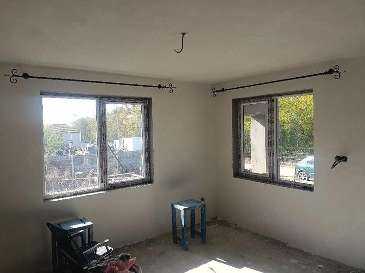Casă cu Teren 400 Mp în Malu Mare