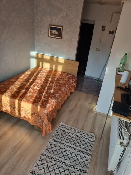 Garsonieră decomandată în Obor