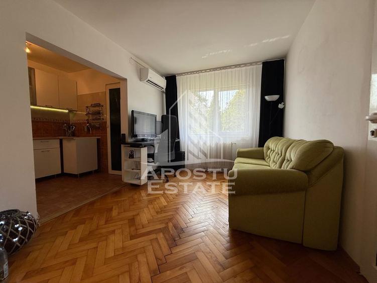 Apartament cu 2 camere nedecomandat, mobilat în Șagului