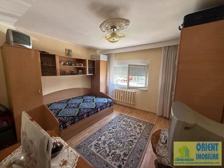 Garsonieră decomandată în Inel II