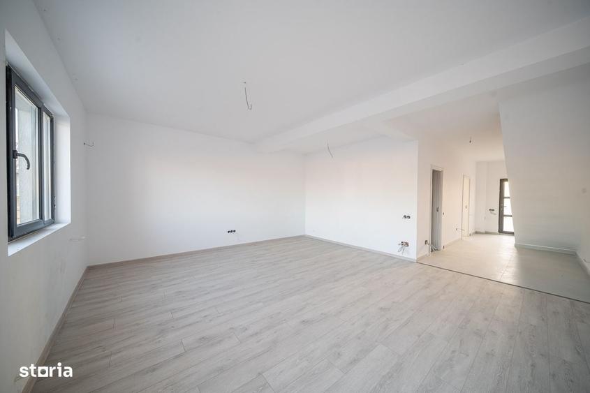 Casă cu 4 camere cu Teren 230 Mp în Central
