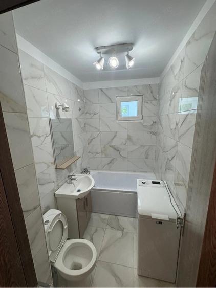 Apartament cu 2 camere semidecomandat în Berceni