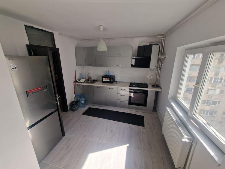 Apartament cu 2 camere decomandat în 13 Septembrie