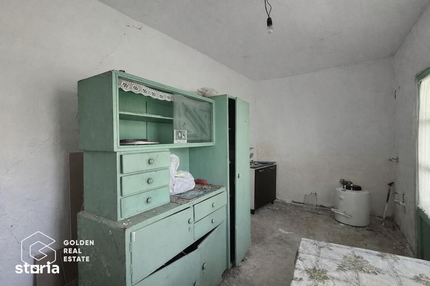Casă cu 2 camere cu Teren 1170 Mp în Zăbrani