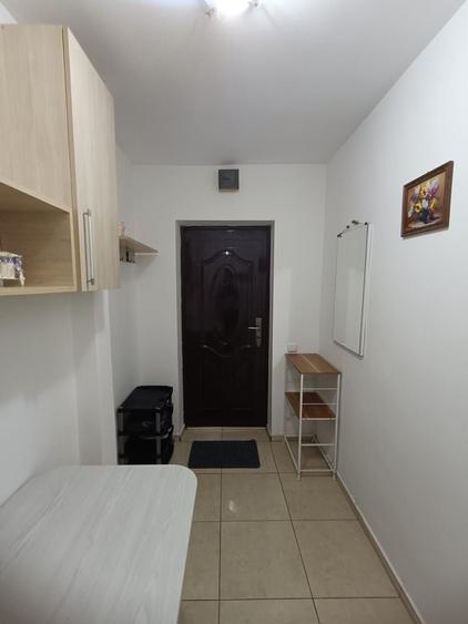Garsonieră decomandată în Nicolina