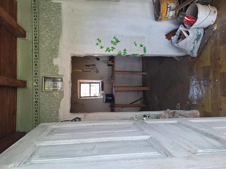 Casă cu 2 camere cu Teren 1471 Mp în Ciolănești