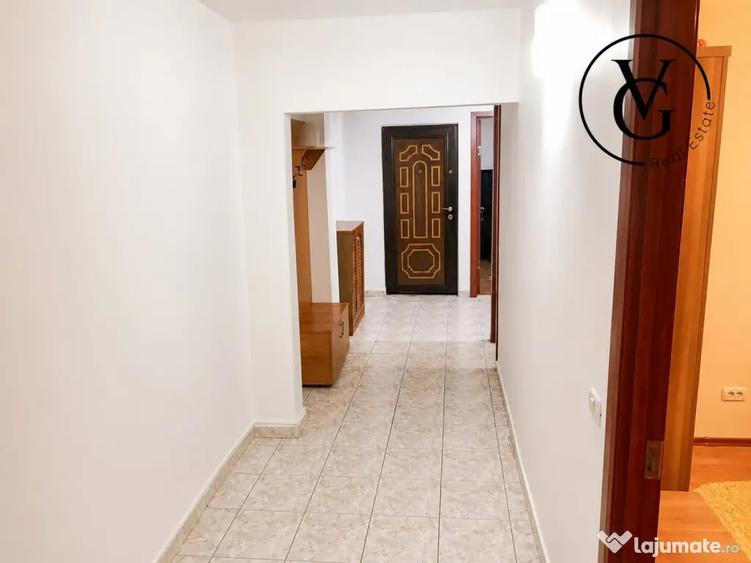 Apartament cu 3 camere decomandat în Faleza Nord