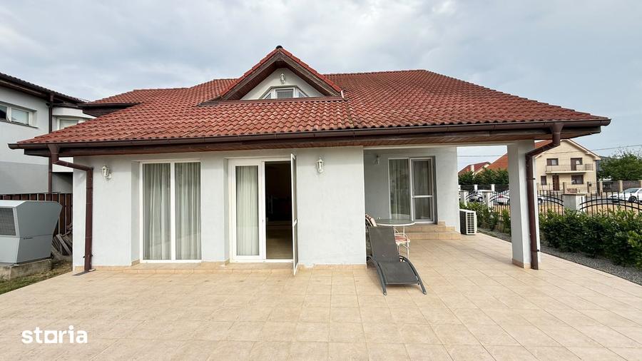 Casă cu 4 camere cu Teren 600 Mp în Central