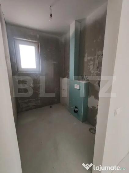 Apartament cu 3 camere decomandat în Obcini