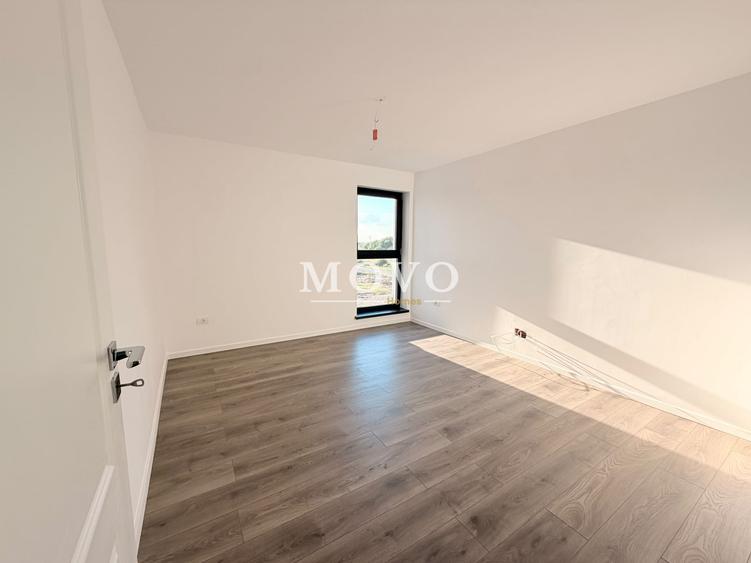 Duplex cu 4 camere cu Teren 250 Mp în Săcălaz