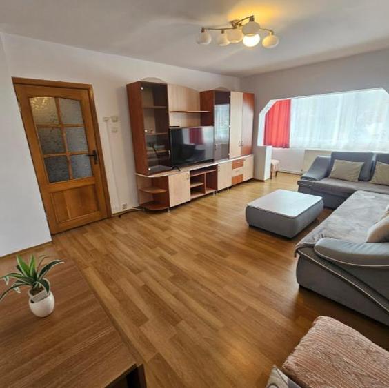Exclusiv! Inchiriere apartament 3 camere decomandat , 2 bai, 2 balcoane,  Noua- - 2