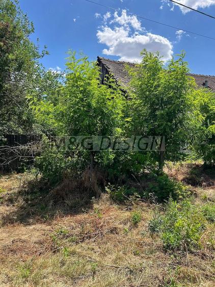 Casă cu Teren 914 Mp în Percosova