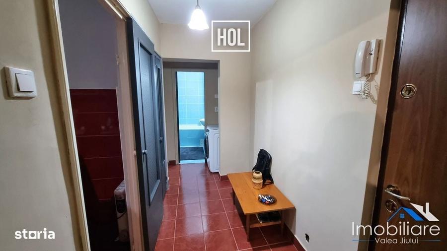 Apartament cu 2 camere decomandat în Petros