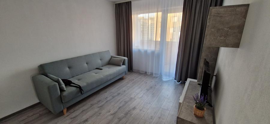 Apartament cu 3 camere decomandat în Ostroveni
