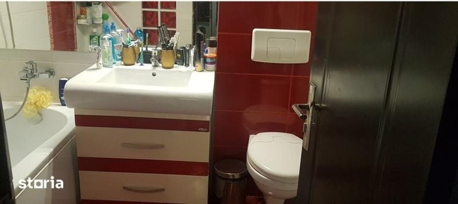Proprietar inchiriez apartament 4 camere decomandat - 6
