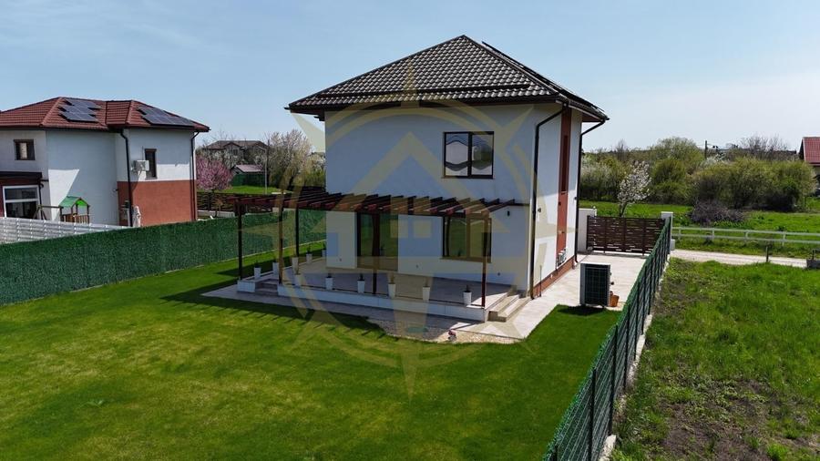 DOM00465 - Casa individuala P+1 | 700 mp teren | nZEB | Panouri fotovoltaice - 1