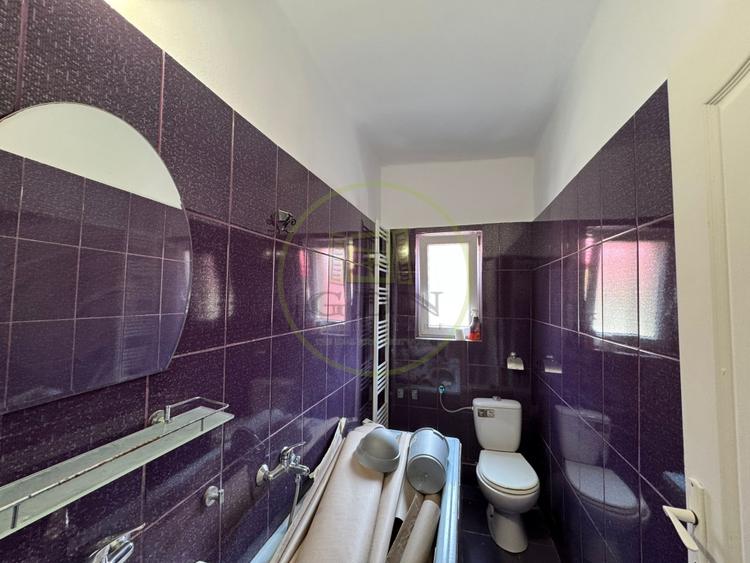 Casă individuală cu 4 camere cu Canalizare în Semicentral