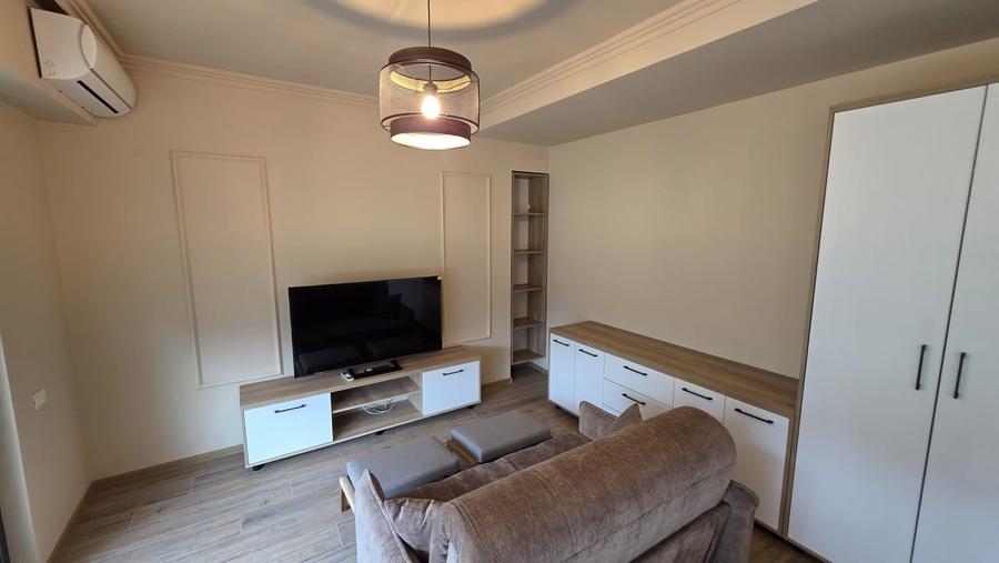 Apartament cu 2 camere în Decebal