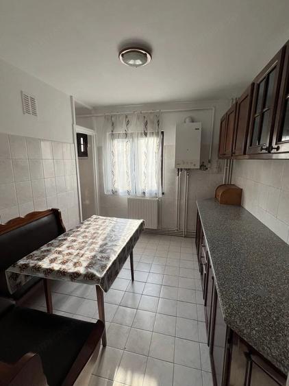 Apartament cu 2 camere semidecomandat în Drumul Carului