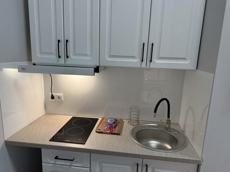 Apartament cu 2 camere semidecomandat în Ultracentral