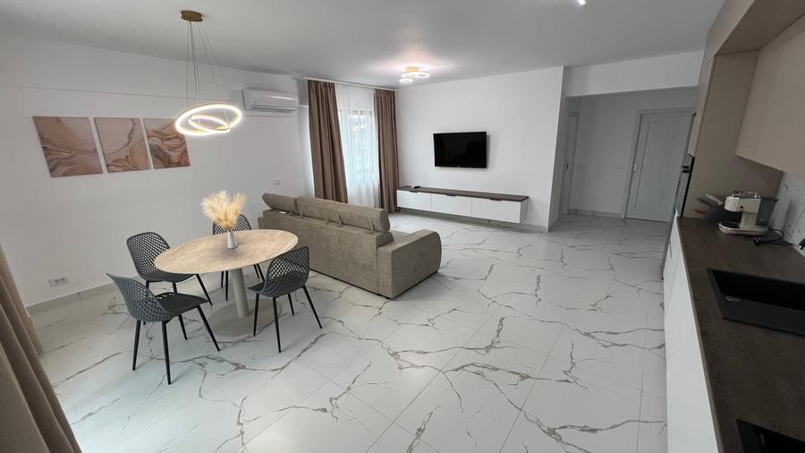 Apartament cu 2 camere decomandat în Ostroveni