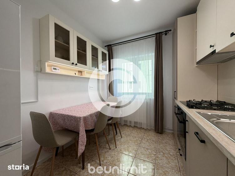 Apartament cu 3 camere decomandat în Vasile Aaron
