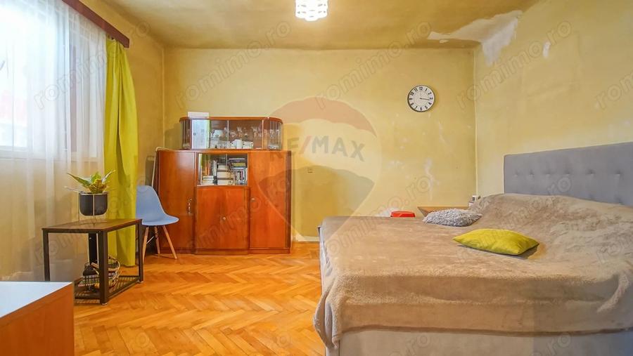 Casă cu 3 camere cu Teren 230 Mp în Carierei