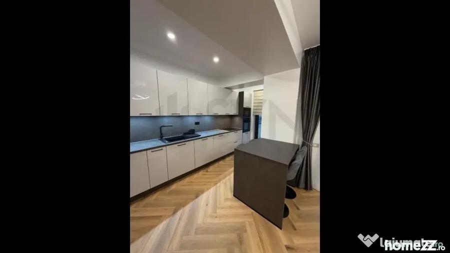 Apartament cu 2 camere semidecomandat în Victoriei