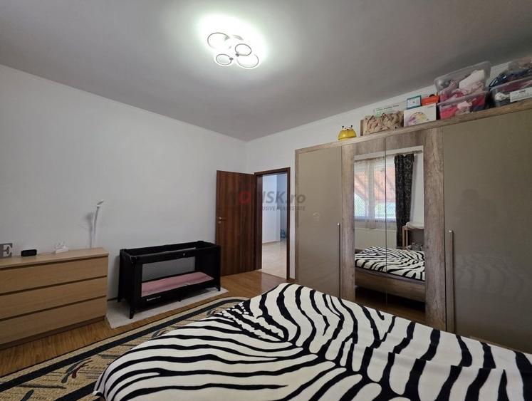 Casă individuală cu 3 camere cu Teren 400 Mp în Domnești