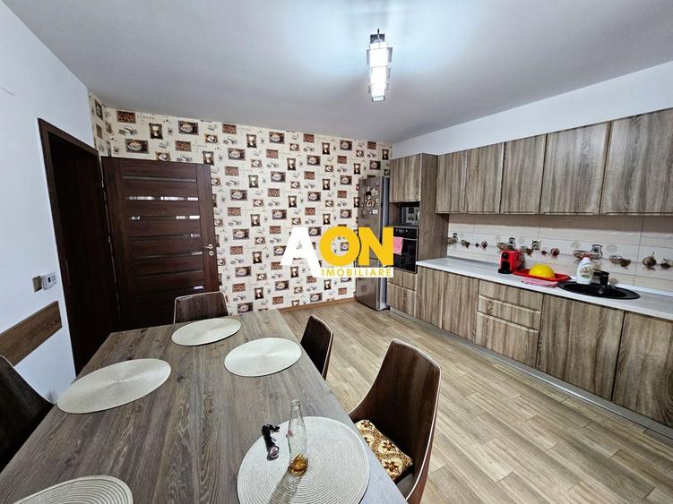 Casă individuală cu 3 camere cu Canalizare în Micești