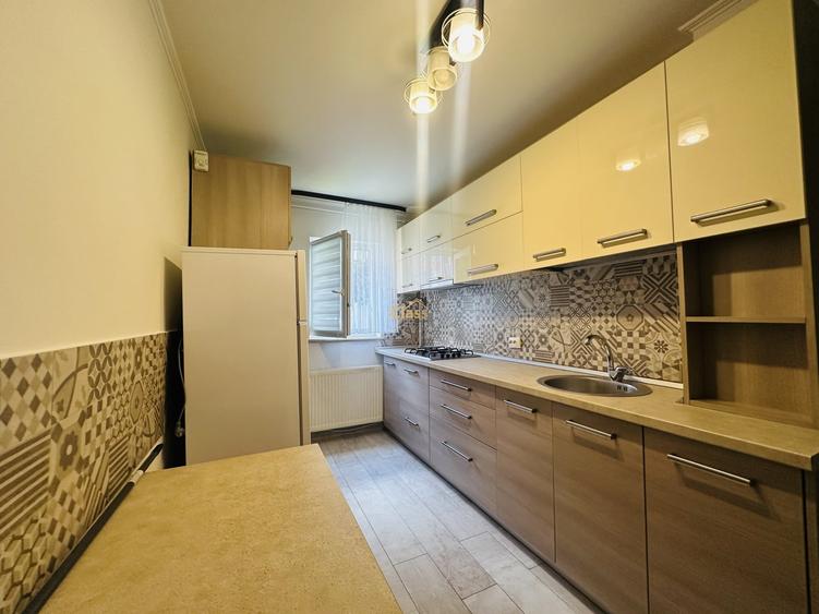 Apartament cu 3 camere semidecomandat, mobilat în Mănăștur