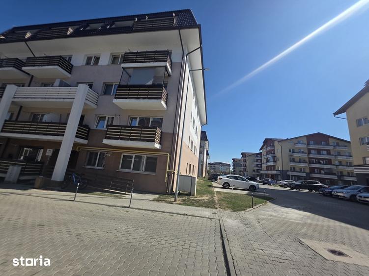 Apartament cu 2 camere decomandat în Sânpetru